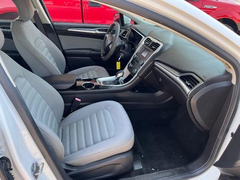 Used 2013 Ford Fusion S FWD image 8