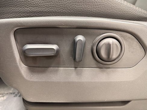 Used 2023 GMC Sierra 2500 Denali image 32