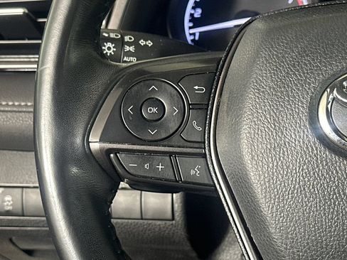 Used 2023 Toyota Camry SE FWD image 24