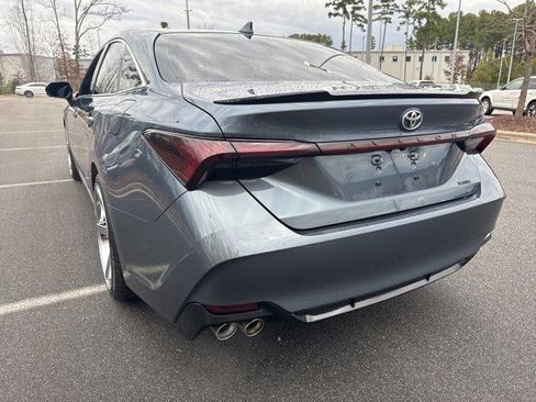 Used 2019 Toyota Avalon XSE image 14