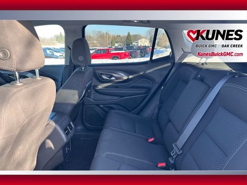 Used 2024 GMC Terrain SLE image 11