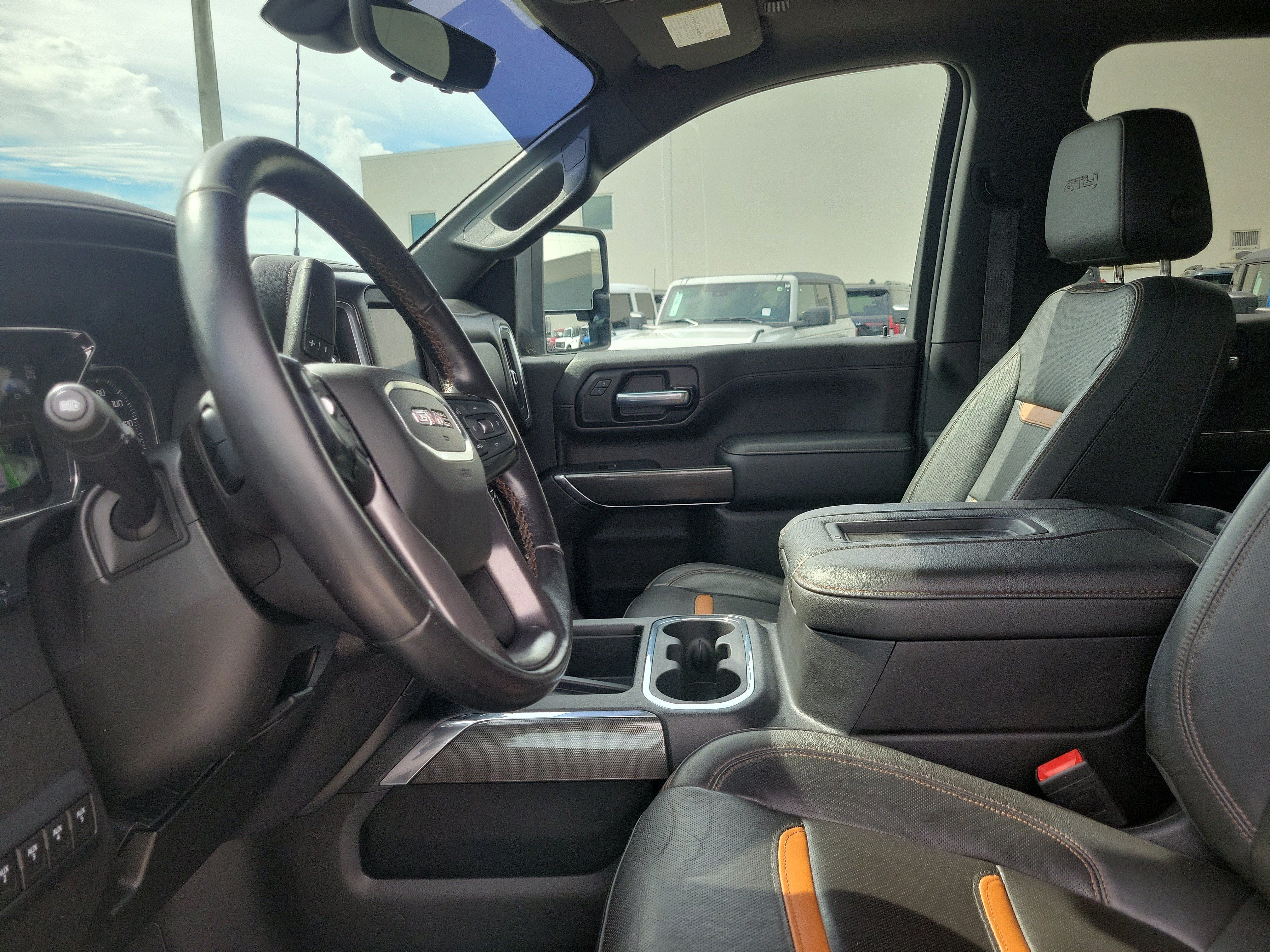 Used 2020 GMC Sierra 3500 AT4 w/ AT4 Premium Package AWD/4WD image 19