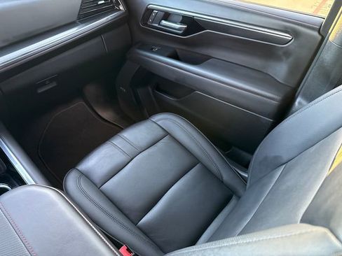 Used 2025 Chevrolet Tahoe RST w/ Comfort Package image 16