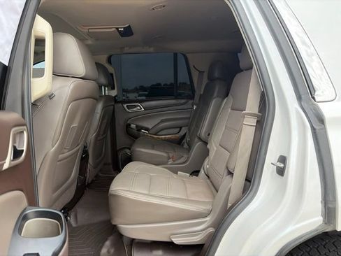 Used 2016 GMC Yukon Denali w/ Open Road Package AWD/4WD image 38