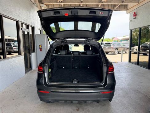 Used 2020 Mercedes-Benz GLC 300 image 18