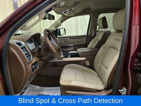 Used 2019 RAM 1500 Laramie AWD/4WD image 12