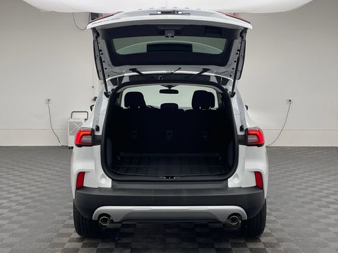 Used 2026 Ford Escape Active FWD image 8