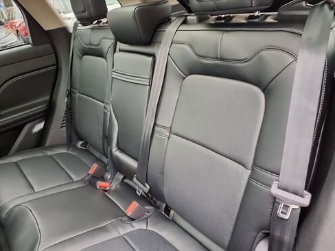 New 2026 Lincoln Corsair Grand Touring w/ Jet Appearance Package AWD/4WD image 12