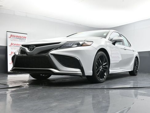 Used 2023 Toyota Camry XSE image 34