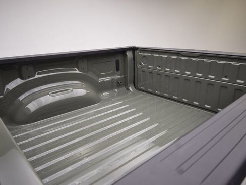 New 2026 RAM 1500 4x4 Crew Cab image 16