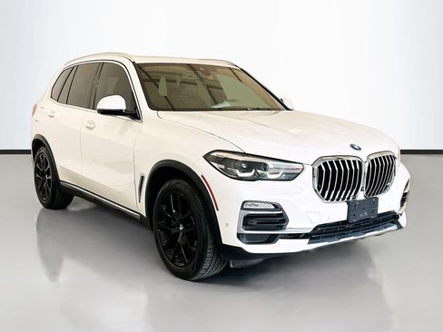 Used 2021 BMW X5 sDrive40i w/ Premium Package RWD image 3