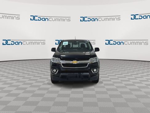 Used 2017 Chevrolet Colorado LT w/ LT Convenience Package image 3