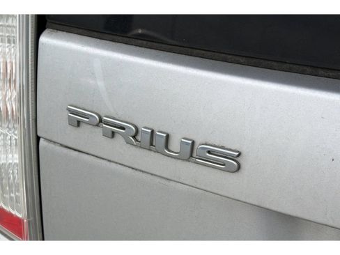 Used 2013 Toyota Prius Three w/ Solar Roof Pkg FWD image 7