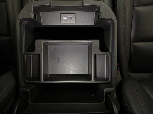 Used 2023 Chevrolet Tahoe Z71 w/ Off-Road Capability Package image 24