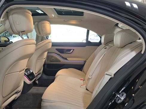 Certified 2026 Mercedes-Benz S 500 4MATIC image 17