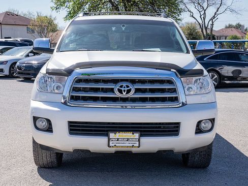 Used 2012 Toyota Sequoia Platinum image 2
