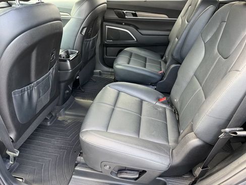 Used 2022 Kia Telluride SX w/ Nightfall Edition Package AWD/4WD image 15