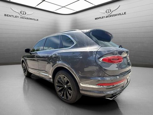 Certified 2021 Bentley Bentayga image 11