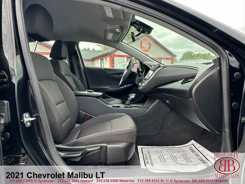 Used 2021 Chevrolet Malibu LT image 16