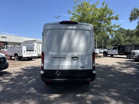 New 2026 Ford Transit 250 148 Medium Roof w/ Load Area Protection Package RWD image 7