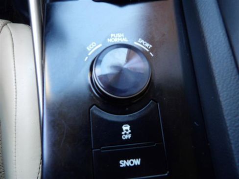 Used 2014 Lexus IS 250 AWD w/ Luxury Package w/Brown Wood image 21