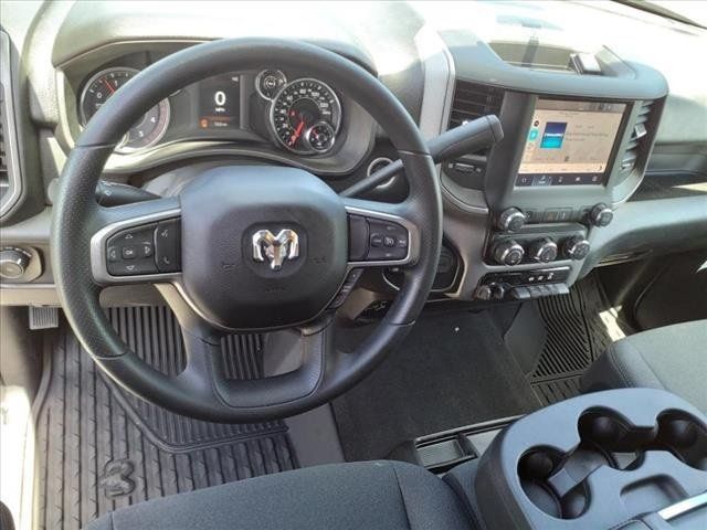 New 2024 RAM 3500 Tradesman w/ Chrome Appearance Group AWD/4WD image 8