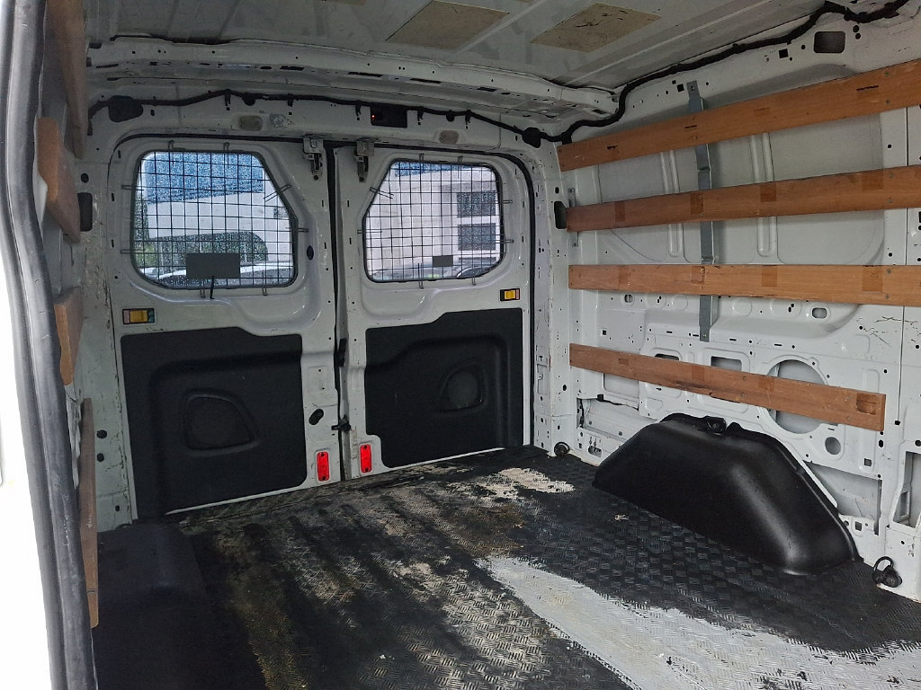 Used 2016 Ford Transit 250 130 Low Roof w/ Exterior Upgrade Package RWD image 11