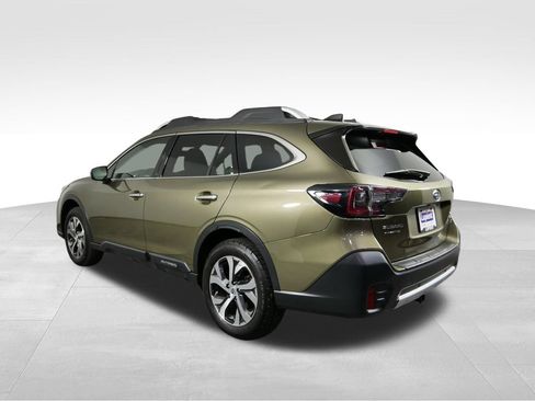 Used 2021 Subaru Outback Touring AWD/4WD image 8