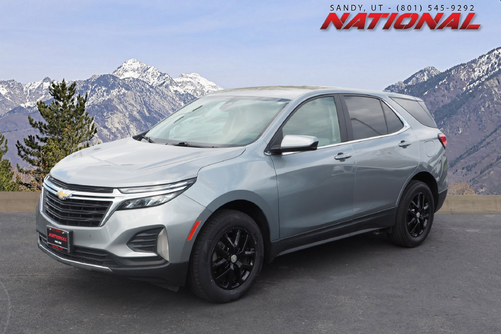 Used 2023 Chevrolet Equinox LT w/ Driver Convenience Package AWD/4WD image 1