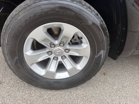 Used 2022 RAM 1500 Laramie image 27