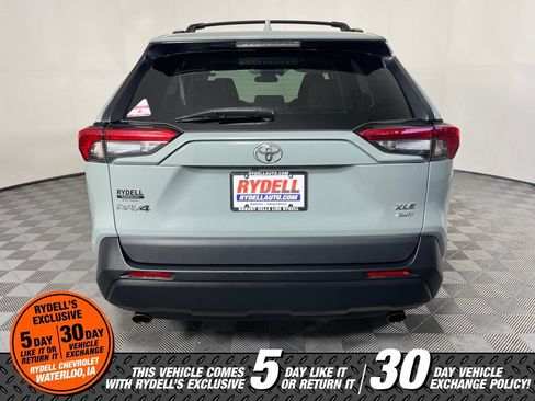Used 2021 Toyota RAV4 XLE Premium AWD/4WD image 6