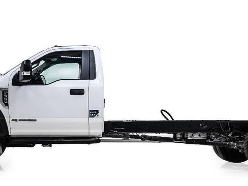 Used 2018 Ford F550 4x4 Regular Cab Super Duty image 6