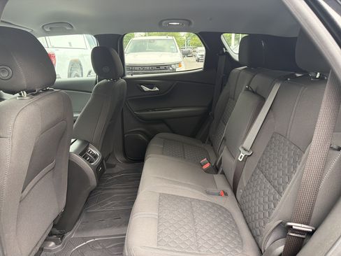 Used 2022 Chevrolet Blazer LT FWD image 31