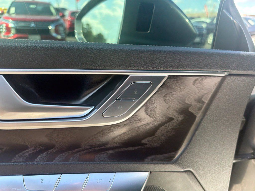 Used 2019 Audi A7 3.0T Premium Plus w/ Premium Plus Package AWD/4WD image 14