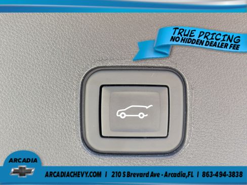 Used 2024 Cadillac Lyriq Luxury RWD image 14