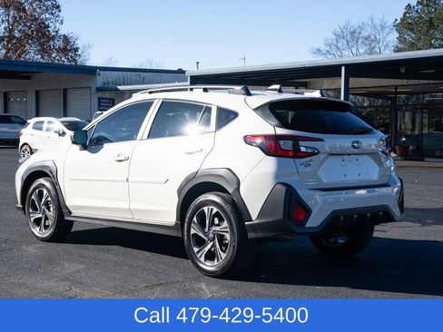 Used 2025 Subaru Crosstrek 2.0i Premium image 4
