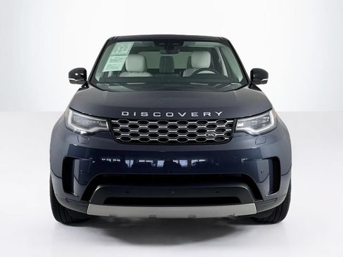 Used 2024 Land Rover Discovery S AWD/4WD image 8
