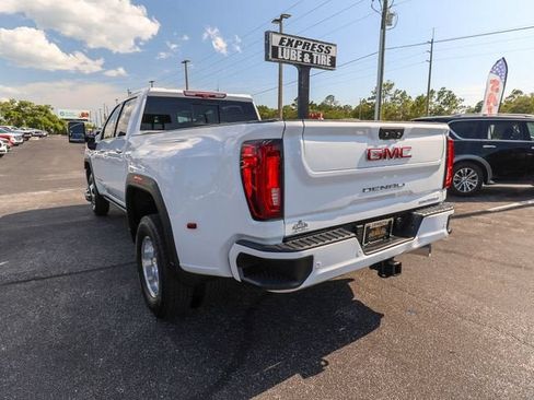 Used 2022 GMC Sierra 3500 Denali w/ Denali Ultimate Package AWD/4WD image 7