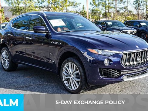 Used 2018 Maserati Levante GranLusso image 4