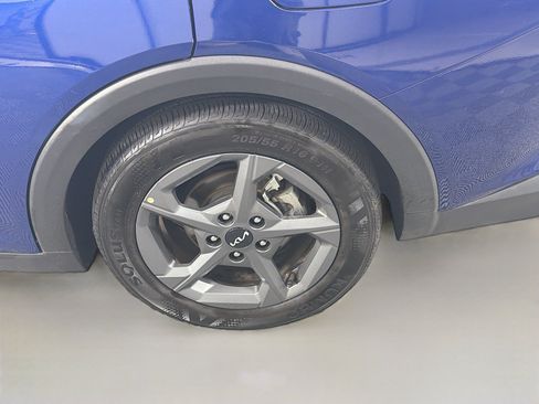 Used 2025 Kia K4 FWD image 11