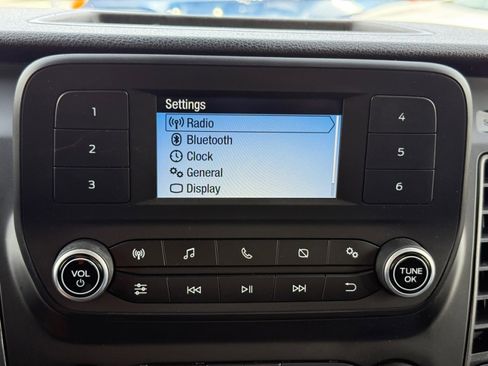 Used 2022 Ford Transit 350 T-350 AWD SRW 138 WB 9500 GVW w/ Exterior Upgrade Package image 28