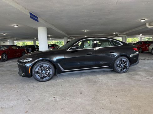 Used 2024 BMW i4 eDrive35 w/ Premium Package RWD image 2