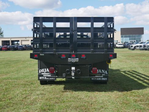 New 2025 Ford F550 2WD Regular Cab Super Duty image 11