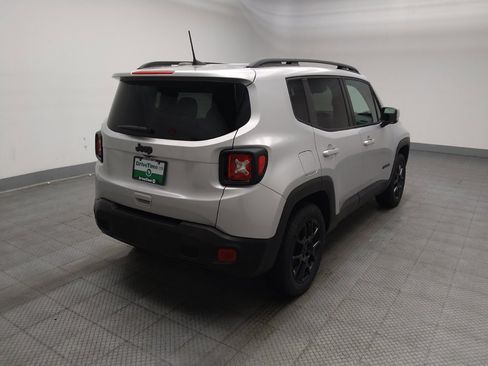 Used 2020 Jeep Renegade Altitude FWD image 9