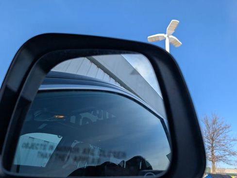 Used 2019 Jeep Grand Cherokee Limited image 29