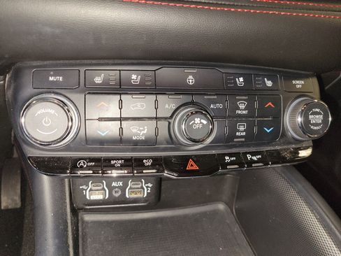 Used 2023 Dodge Durango GT image 26