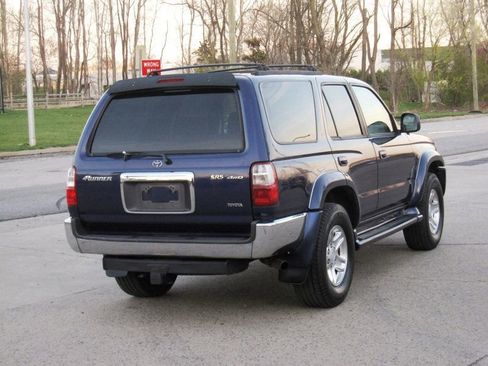 Used 2002 Toyota 4Runner SR5 image 13