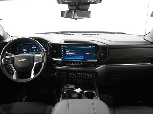 Used 2023 Chevrolet Silverado 1500 LT w/ Z71 Off-Road Package image 17