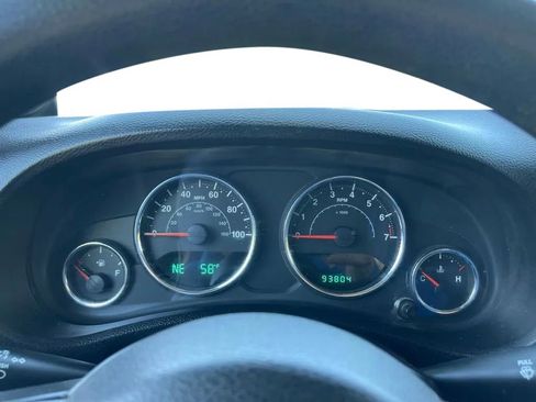 Used 2013 Jeep Wrangler Sport AWD/4WD image 20