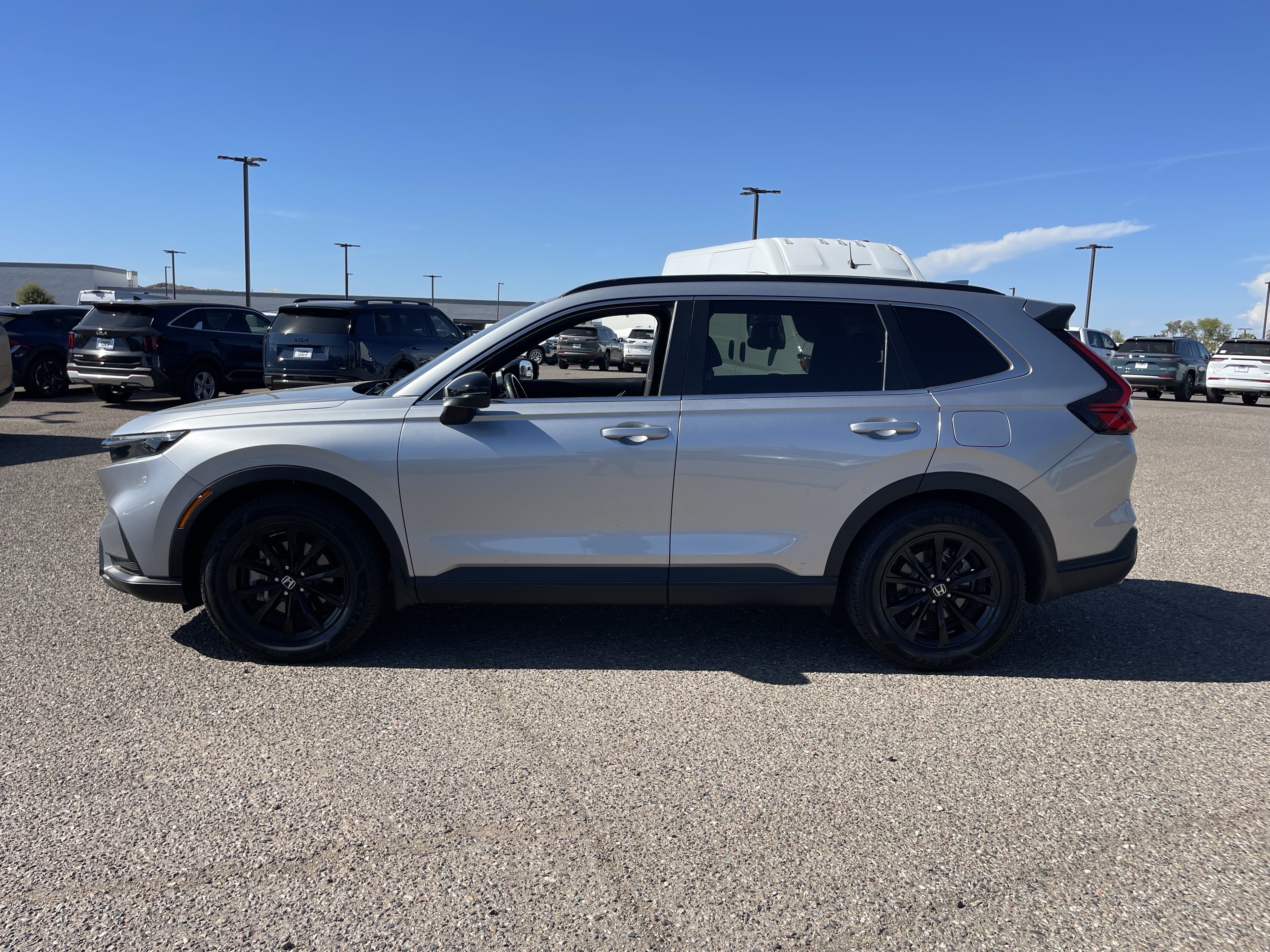 Used 2024 Honda CR-V Sport image 3